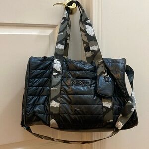 Jessica Simpson Audrey Weekender Quilted Duffle Bag Black Camo Travel